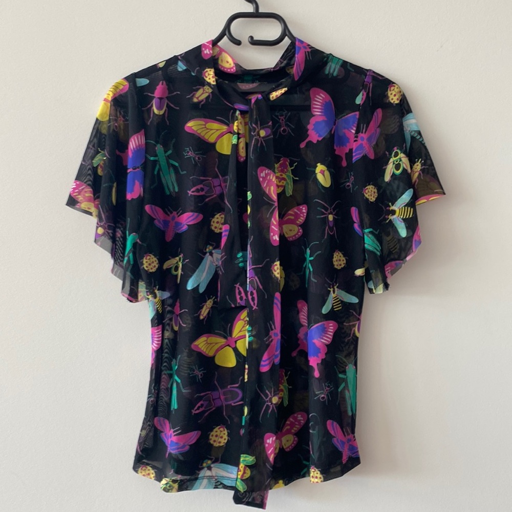 NWOT - Exoticathletica Short Sleeve Blouse - Picture 2 of 14